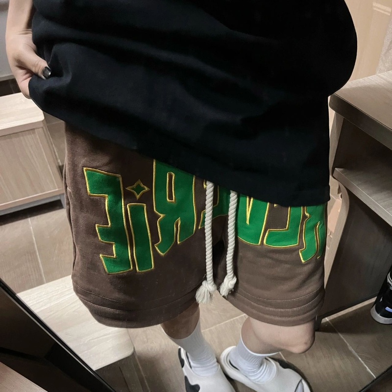 Quần short YEYA ống rộng thêu chữ phong cách hiphop cho nữ