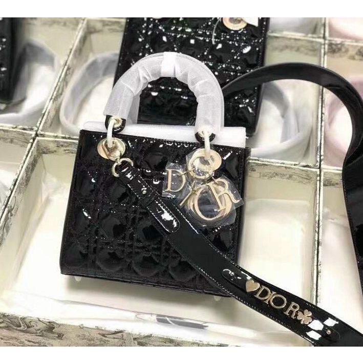 Túi Cầm Tay Đeo Chéo Sai 21 Da Bóng Có Hộp Bản vip MSP429