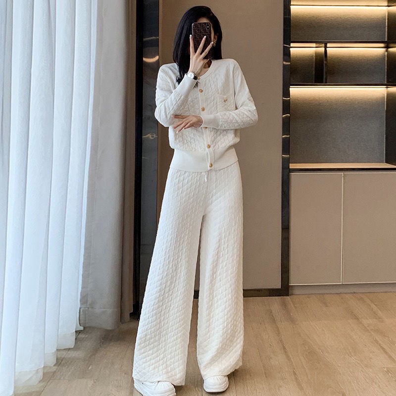 Bộ Áo Dệt Kim + Quần Dài Ống Rộng Phong Cách Mới Mùa Thu 2022 Cho Nữ