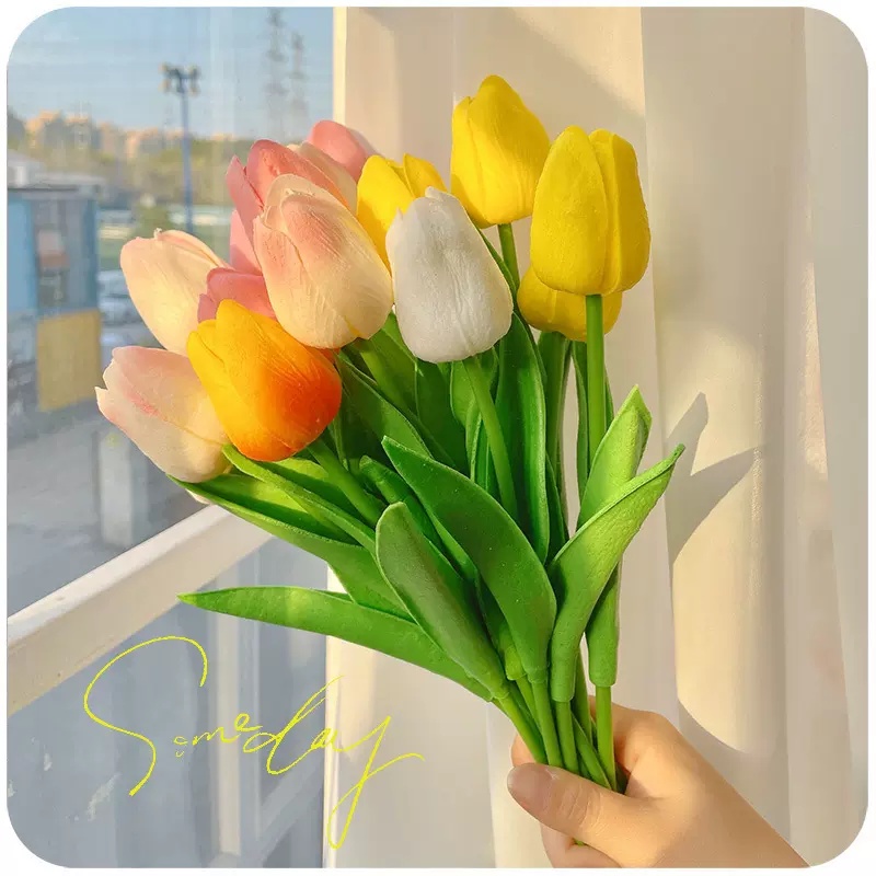 Bó Hoa Tulip Giả Trang Trí Tiệc Cưới / Làm Quà Tặng Valentine | BigBuy360 - bigbuy360.vn