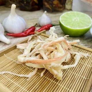 Mực Nha Trang xé sợi hấp nước dừa