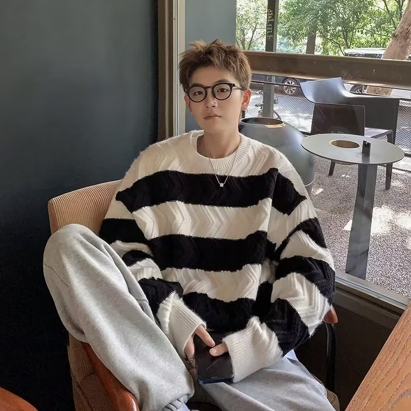 Áo Sweater Cổ Tròn Dáng Rộng Họa Tiết Kẻ Sọc Phong Cách Hàn Quốc Trẻ Trung Cho Nam