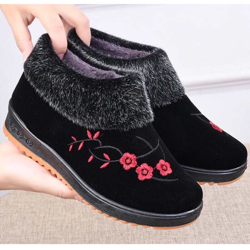 Giày nhung lót lông siêu ấm cho người trung niên các bà các mẹ