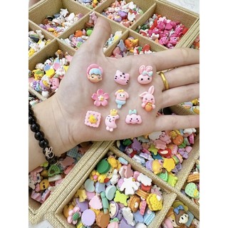 Cham hoạt hình nail