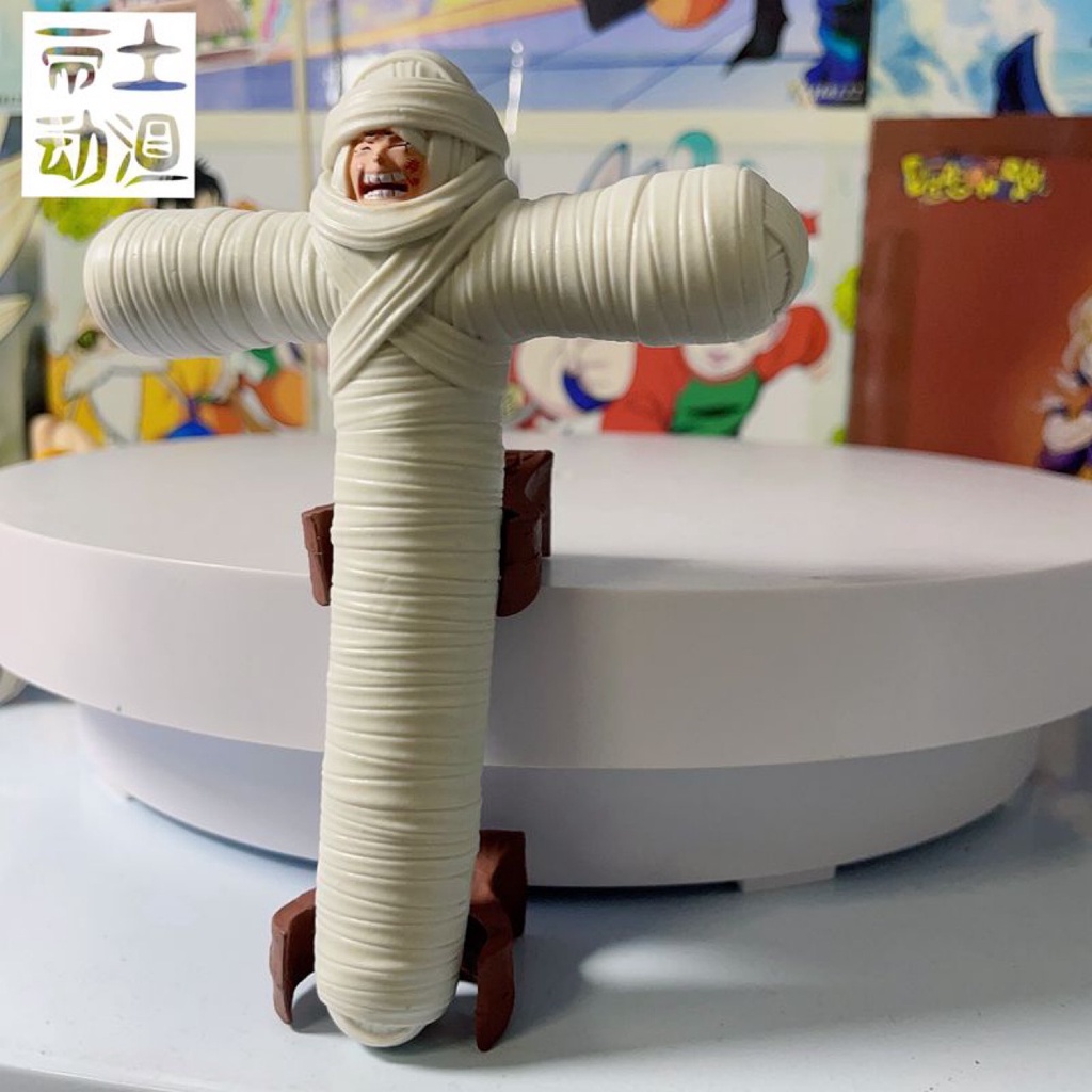 Mô hình Roronoa Zoro băng bó sau trận chiến với Kaido One piece