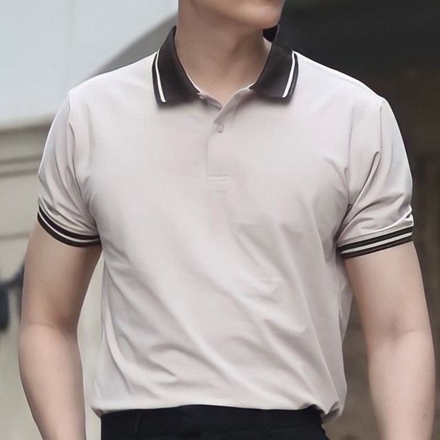 PO004-3 Áo Polo Nam DOCAS Vải Cotton CMC Màu Be Cổ Phối Phom Regular Fit