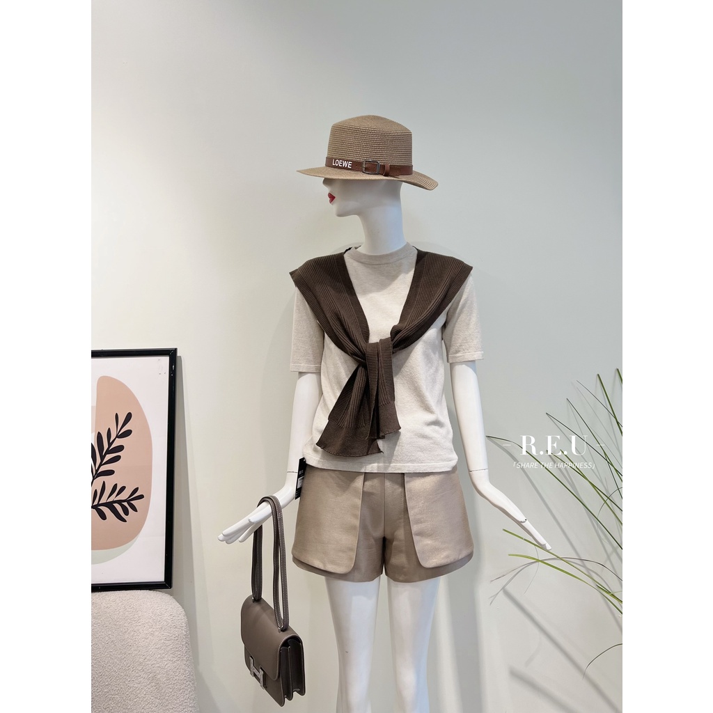 Quần sooc Taffta 2 vạt