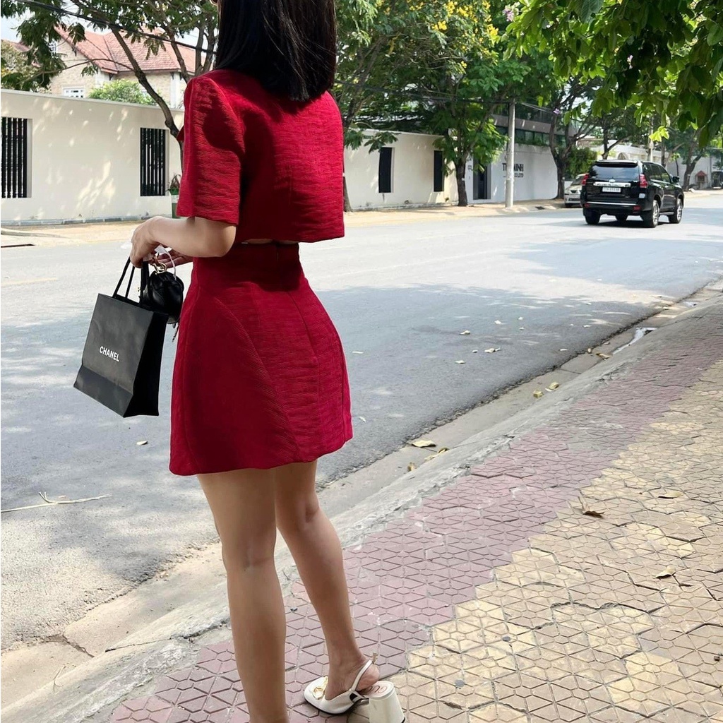 SET ÁO CROP DẠ DÂY KEO + CV CÙNG MÀU ĐỎ - ST0782