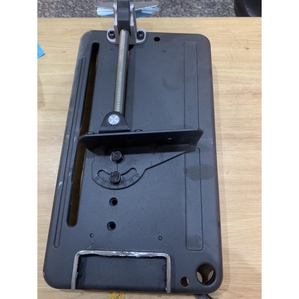 Bàn Máy Cắt Sắt Lw1401 Hàng Chính Hãng