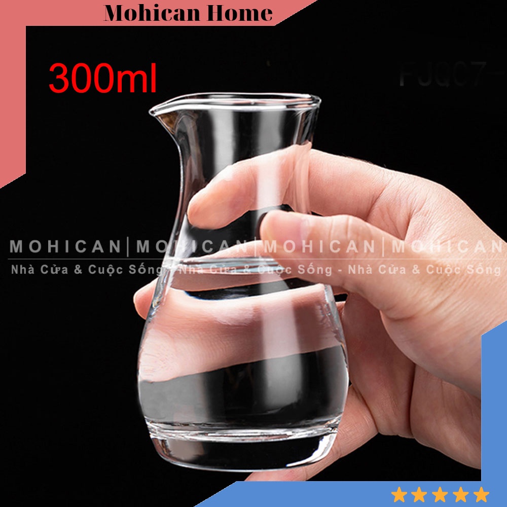 Bình rót thủy tinh có mỏ bầu lùn Deli 300ml, chai đựng chiết thở rựu vang, dùng pha chế nhà hàng Mohican DELG-FJQ07-1