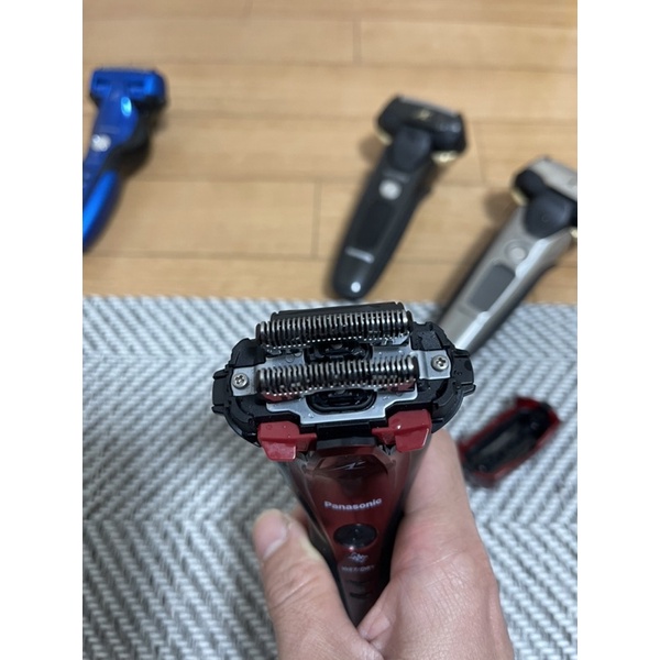 Máy cạo râu panasonic ES-CST6R