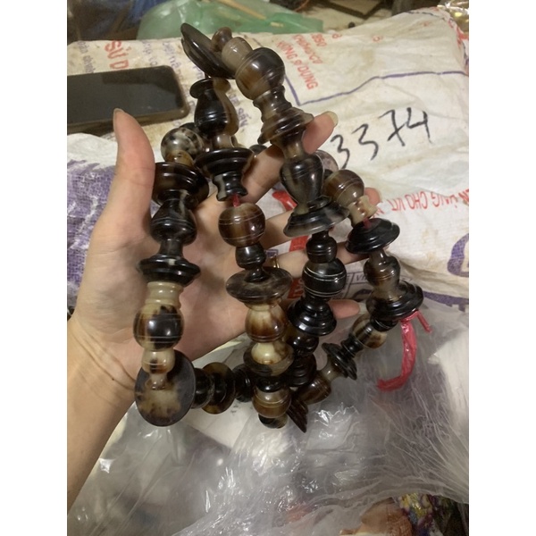 nậm sừng mi, choè, khuyên