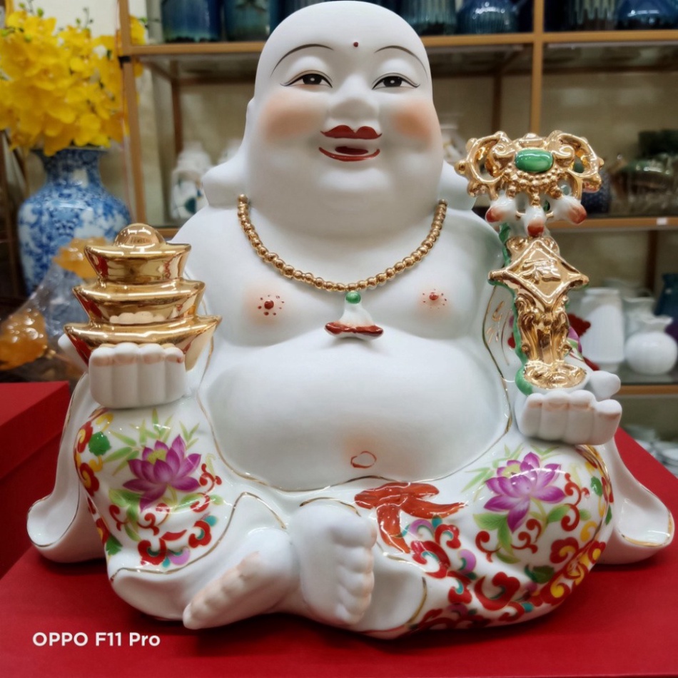 Tượng Phật Di Lạc, Phật Di Lạc Ngồi Áo Gấm Cầm Thoi Vàng Và Gậy Như Ý Tài Lộc , giá sỉ