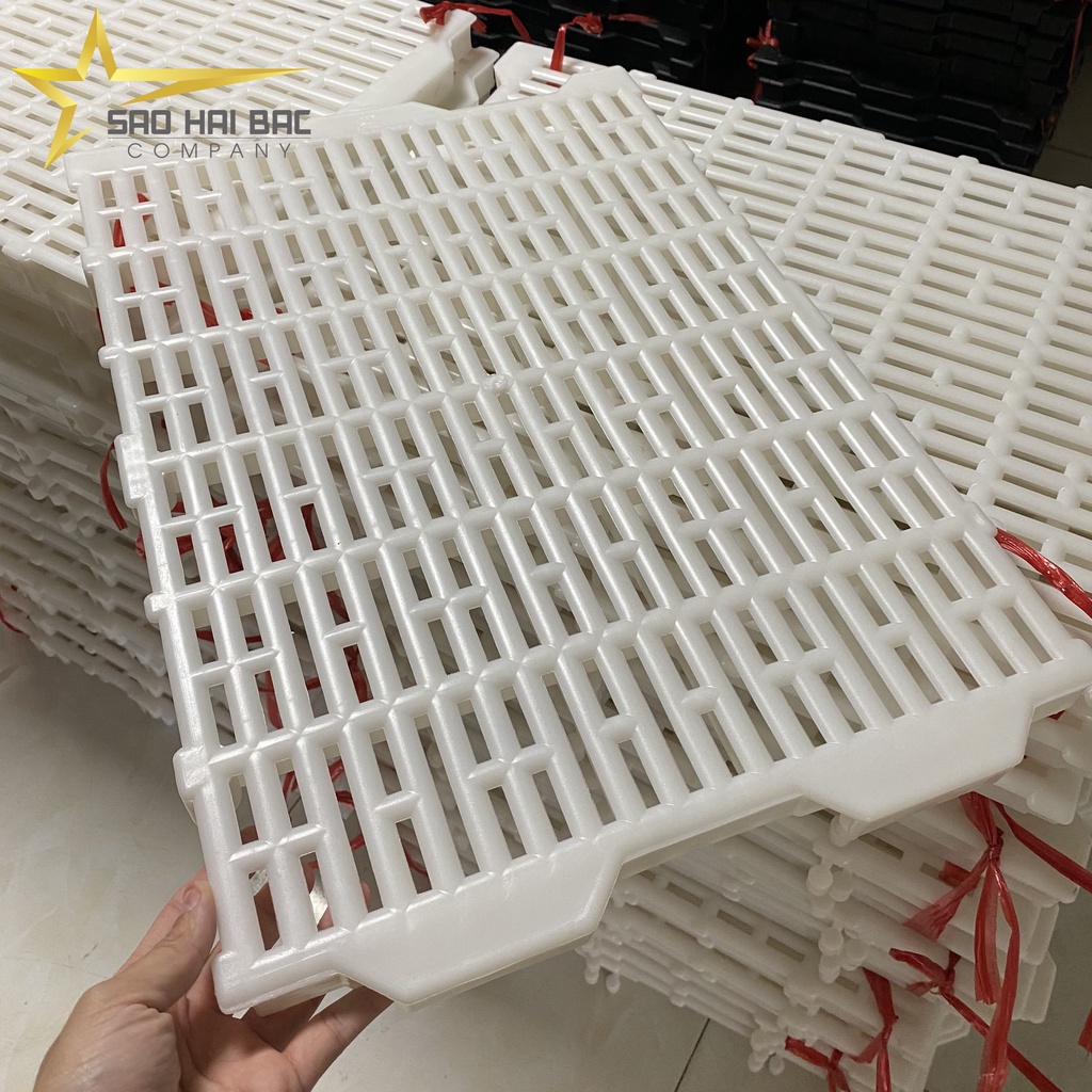 Vỉ nhựa lót sàn, tấm lót sàn chuồng chó, mèo, thú cưng 40cm x 57cm (Trắng)