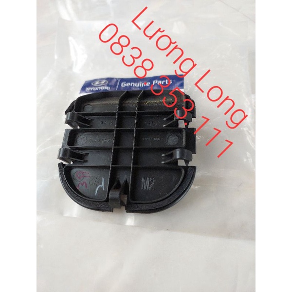 Nắp Che Bu Lông Chân Hốp Số Hyundai I10