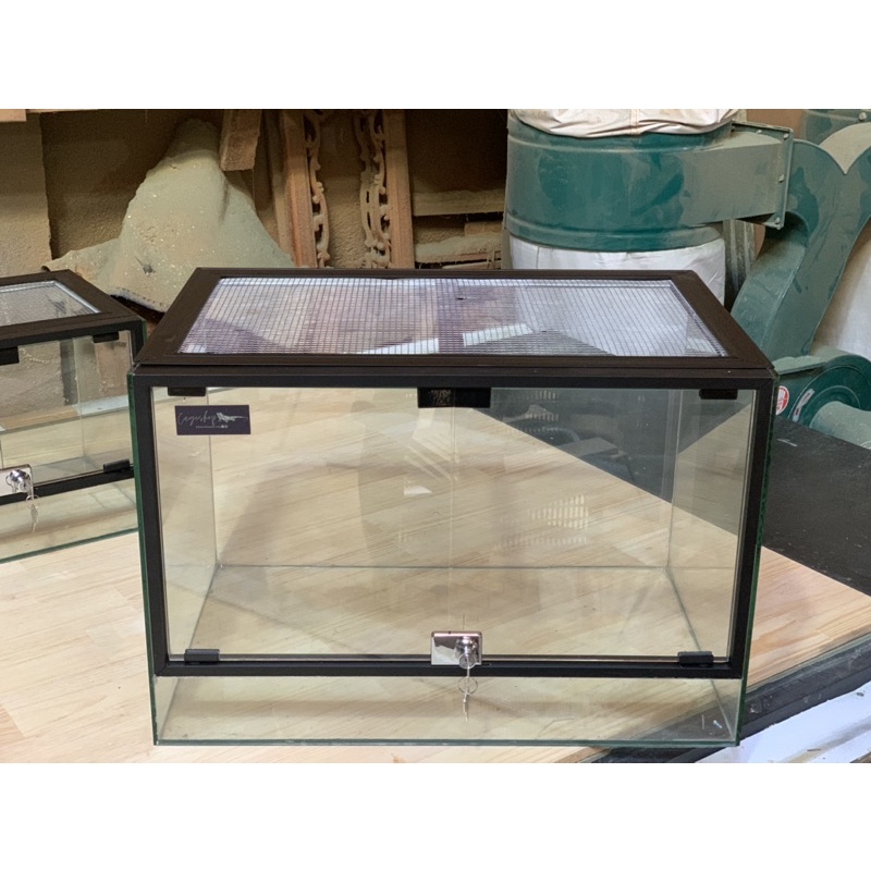 Chuồng,Lồng Bò Sát Kính 60 40 40