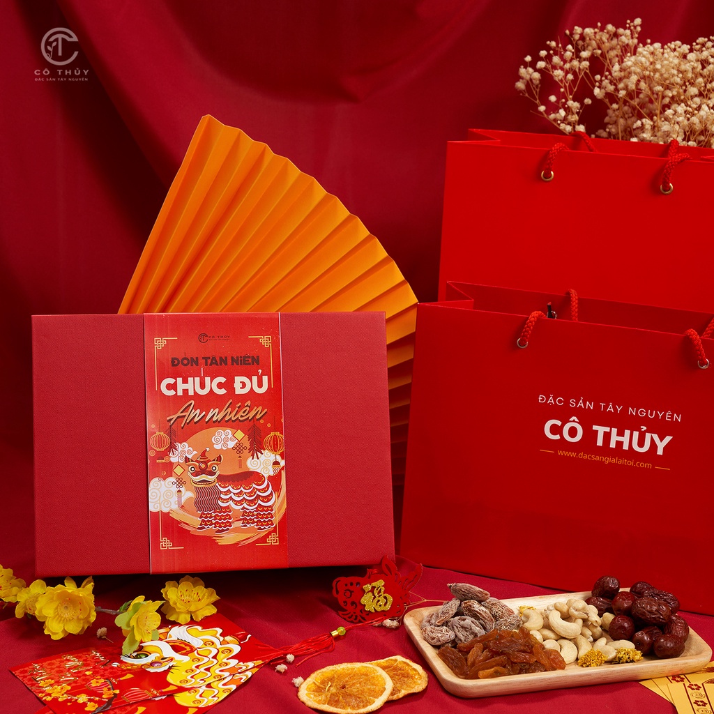 Set Quà Tặng Tết 2024 Mật Ong Rừng Kèm Trà & Hạt Dinh Dưỡng Thiên Nhiên - Sweet Gift CTG311