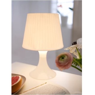 Đèn bàn trắng LAMPAN IKEA