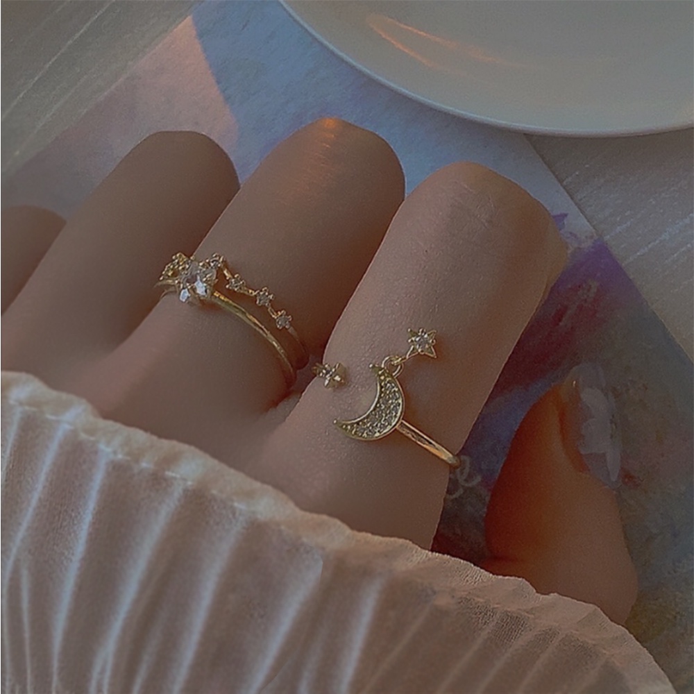 Nhẫn Thép Titan Mạ Vàng Hình Trăng Sao Đính Đá Zircon Thời Trang Cho Nữ