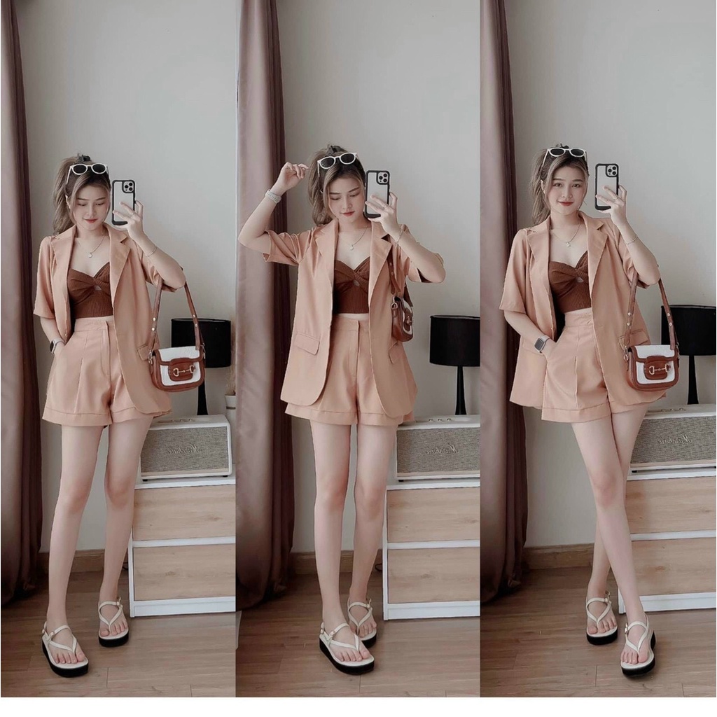 Sét bộ nữ gồm áo khoác vest, quần short vải for và áo trong hai dây thun gân chất liệu dày dặn thời trang nữ ARAVA