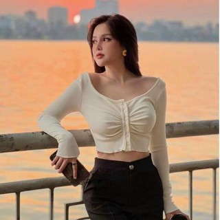 Áo croptop nút tay dài nhún ngực