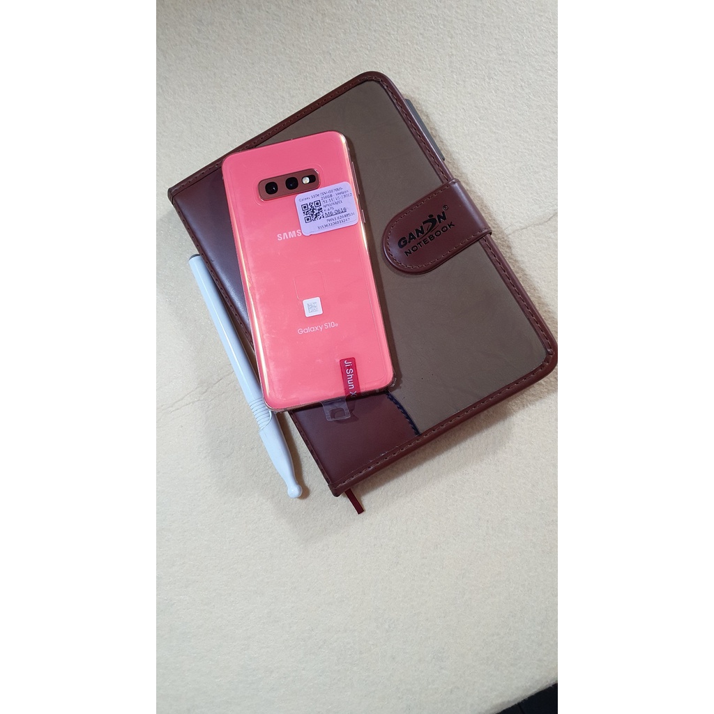 Điện thoại samsung galaxy S10e bản 1 sim mới 98%