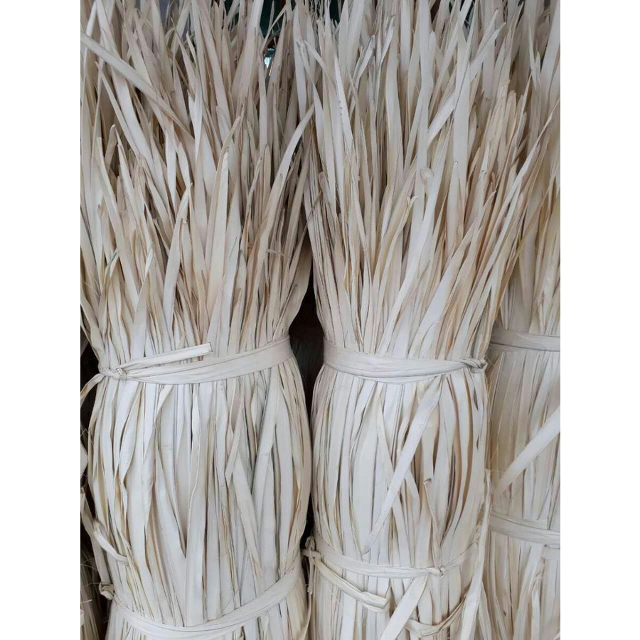 Bán lá cọ khô lợp mái