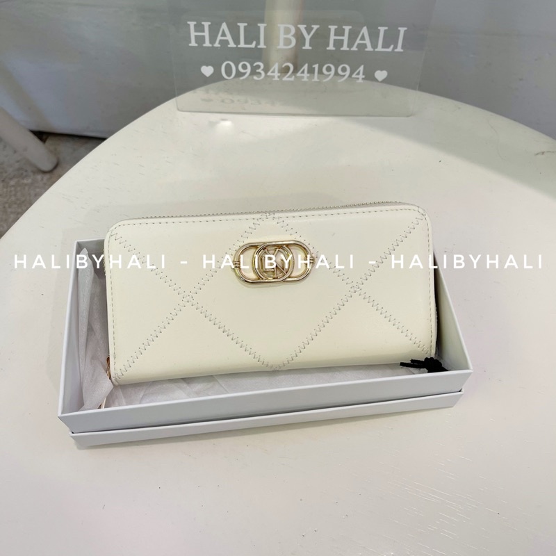 Ví LYN dáng dài có khoá kéo hoạ tiết sọc chéo