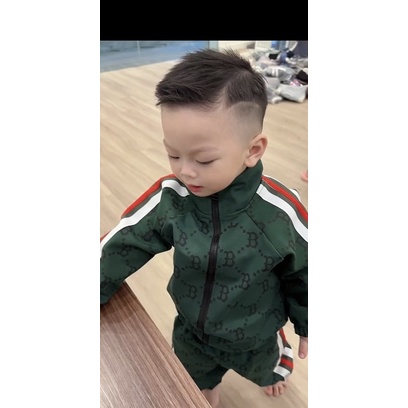 Bộ lót nỉ cho bé Dior cực sành điệu