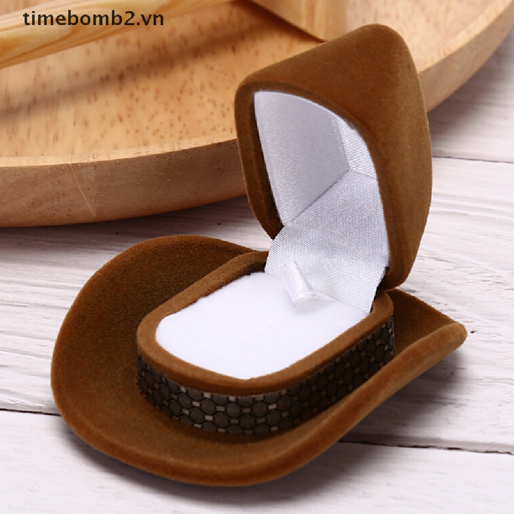 {Thời Trang Mới} Hộp Đựng Trang Sức Nhẫn / Vòng Cổ Bằng Nhung Hình Nón Cao Bồi Trưng Bày