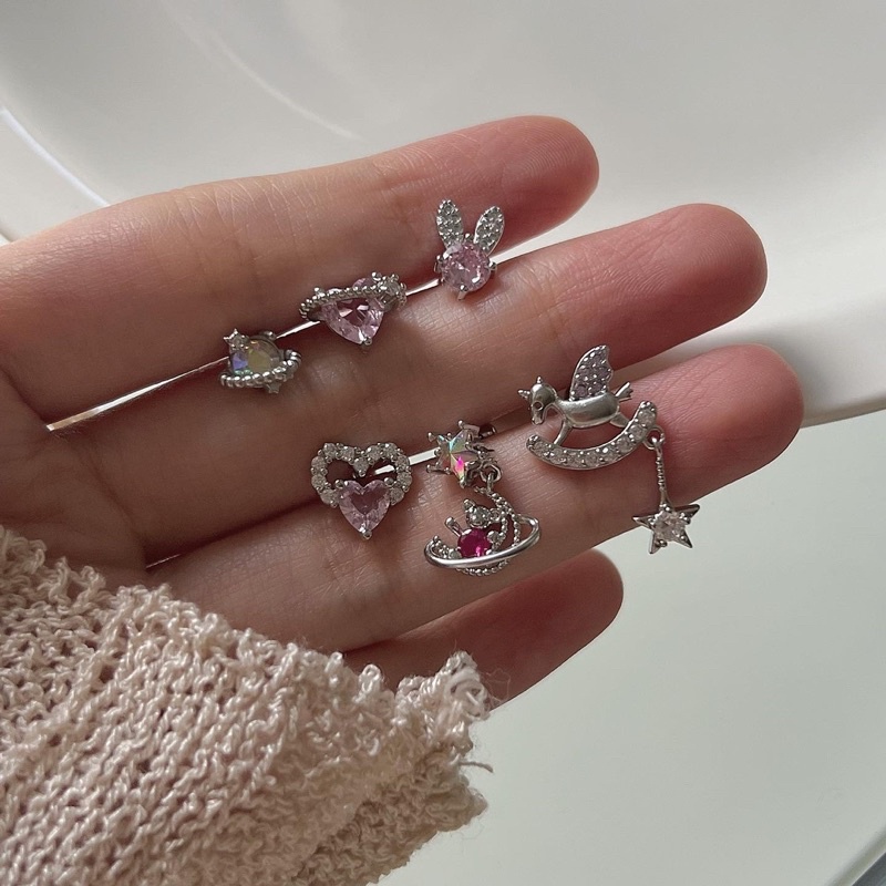 𝐯𝐞𝐥𝐯𝐞𝐭𝐩𝐢𝐧𝐤.𝐚𝐜𝐜🇰🇷 | Khuyên tai chốt bi vặn gắn đá hồng nhiều loại