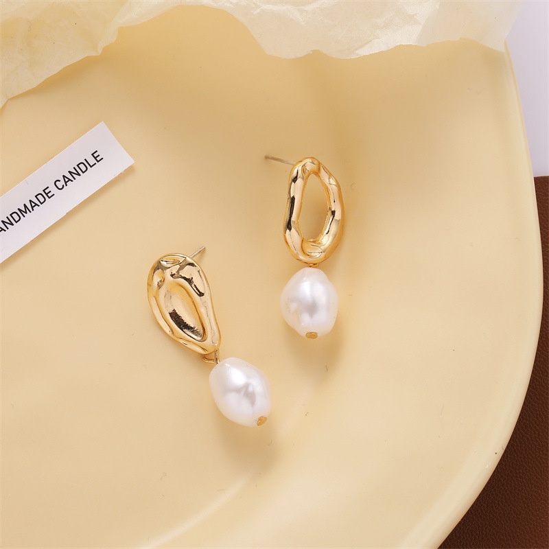 Khuyên tai kẹp không bấm lỗ chốt cố định K133 bằng hợp kim mạ vàng hình khối hạt trai dáng midi Leous Accessories