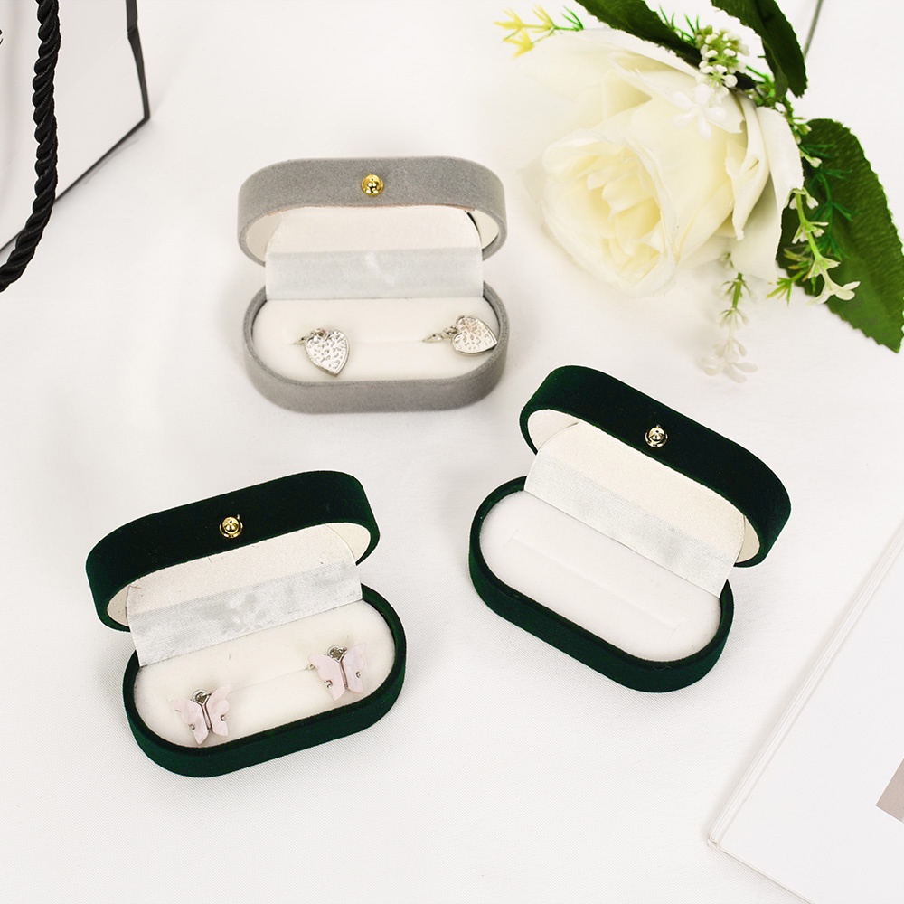 1 Hộp Đựng Nhẫn / Vòng Cổ / Bông Tai Bằng Vải Nhung Tiện Dụng Mang Theo Du Lịch