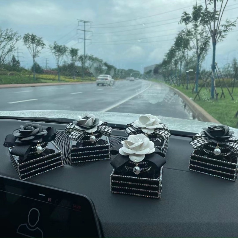 Nước Hoa Chanel Trang Trí Taplo Xe Hơi, Khử Mùi, Chống Say Xe Hiệu Quả Mã sản phẩm: NH-CH-1