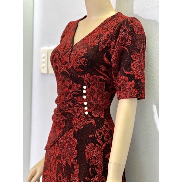Đầm Trung Niên Ôm Body Cho Mẹ, Đầm Nhũ Kim Sa TATIS Sang Trọng Co Giãn Cực Tốt.