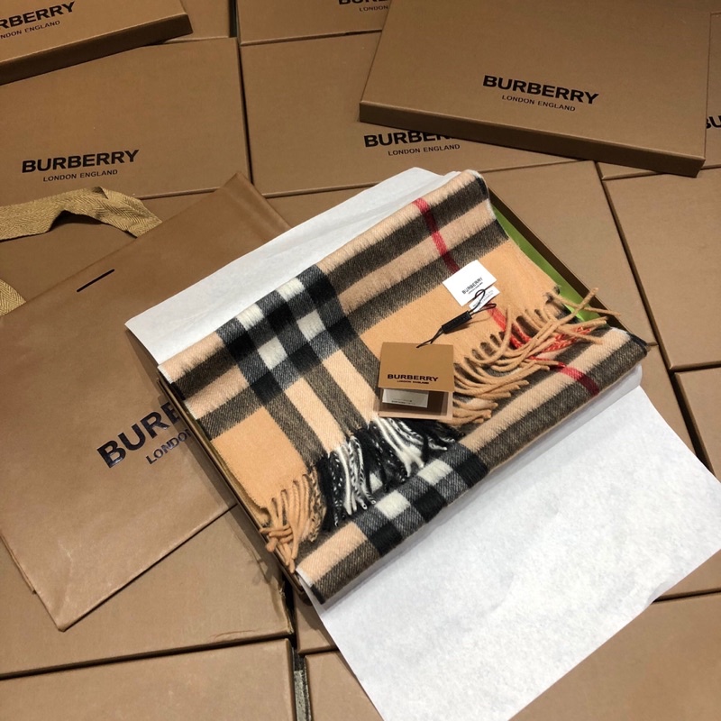 Khăn BBR sẵn 4 màu