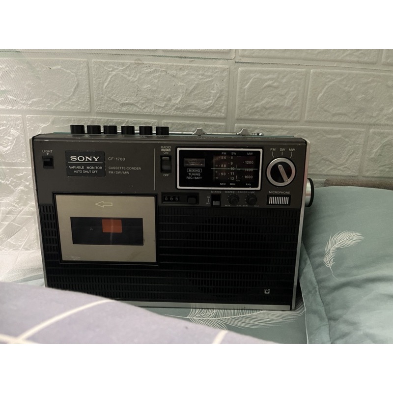 Đài Radio Cassette Sony CF-1700
