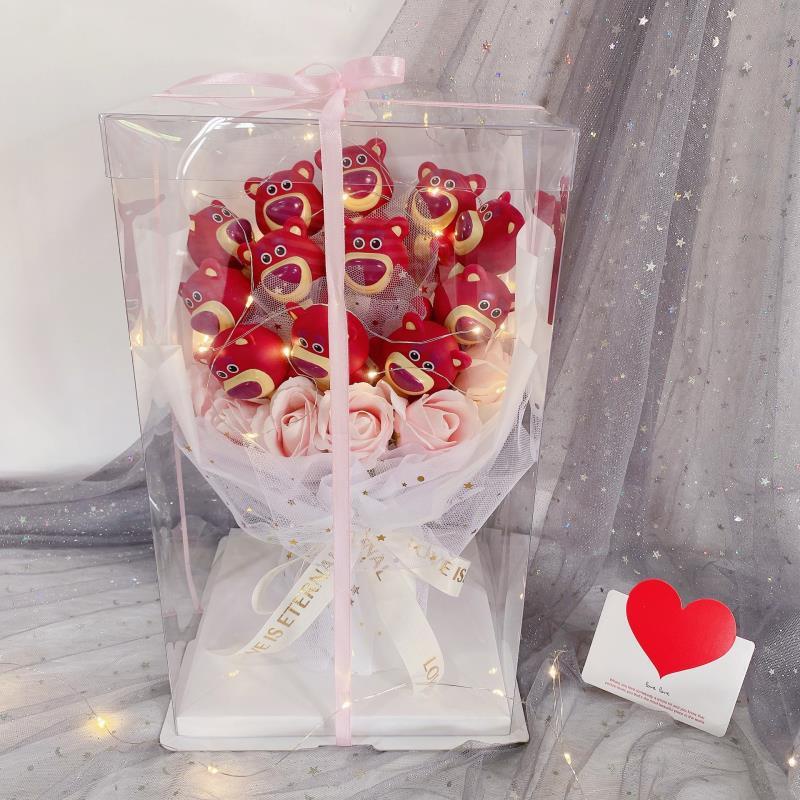 Búp Bê Hình Chú Gấu Và Quả Dâu Tây Nhỏ Dùng Làm Quà Tặng Sinh Nhật Cho Bạn Gái