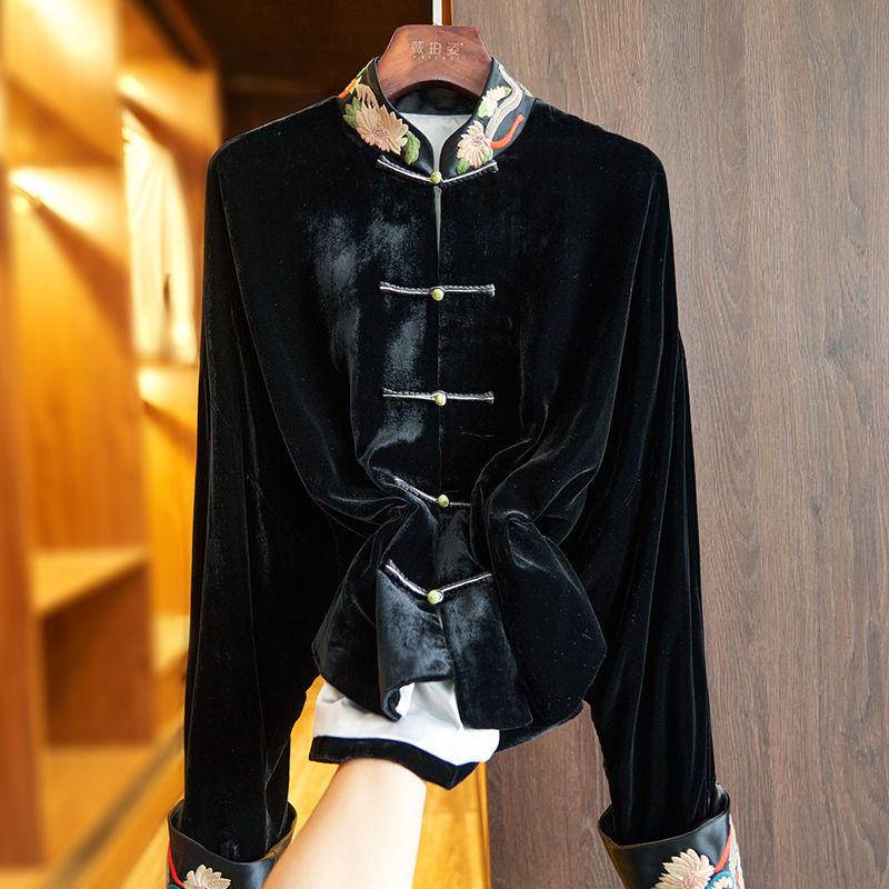 Áo Khoác satin Ngắn Cài Nút Thêu Họa Tiết Thổ Cẩm Màu Đen Kiểu vintage Trung Hoa Thời Trang Mùa Xuân