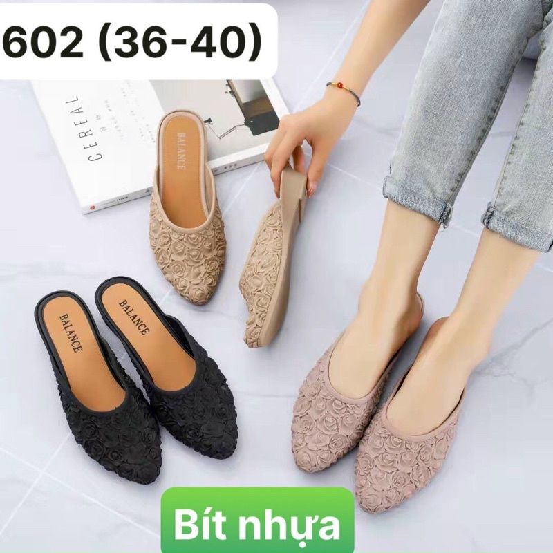 Dép bít nhựa mũi nhọn in nổi 3d hoa hồng Quảng Châu cao cấp