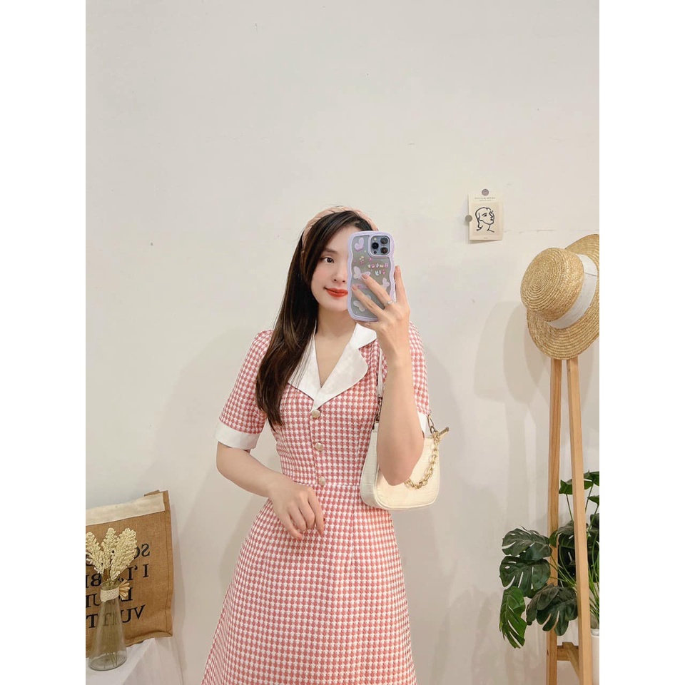 ĐẦM VÁY THIẾT KẾ DỰ TIỆC CARO KẾT HỢP CỔ TRẮNG PHỐI NÚT KIỂU - Hình Shop Chụp Thật