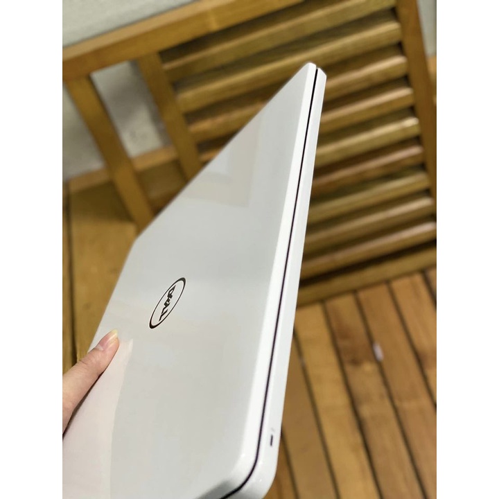 Laptop Cũ Rẻ Dell Core i3 thế hệ 7 / Ram 8Gb/Ổ SSD 256G/ Màu Trắng đẹp lung linh / Chạy 24/24