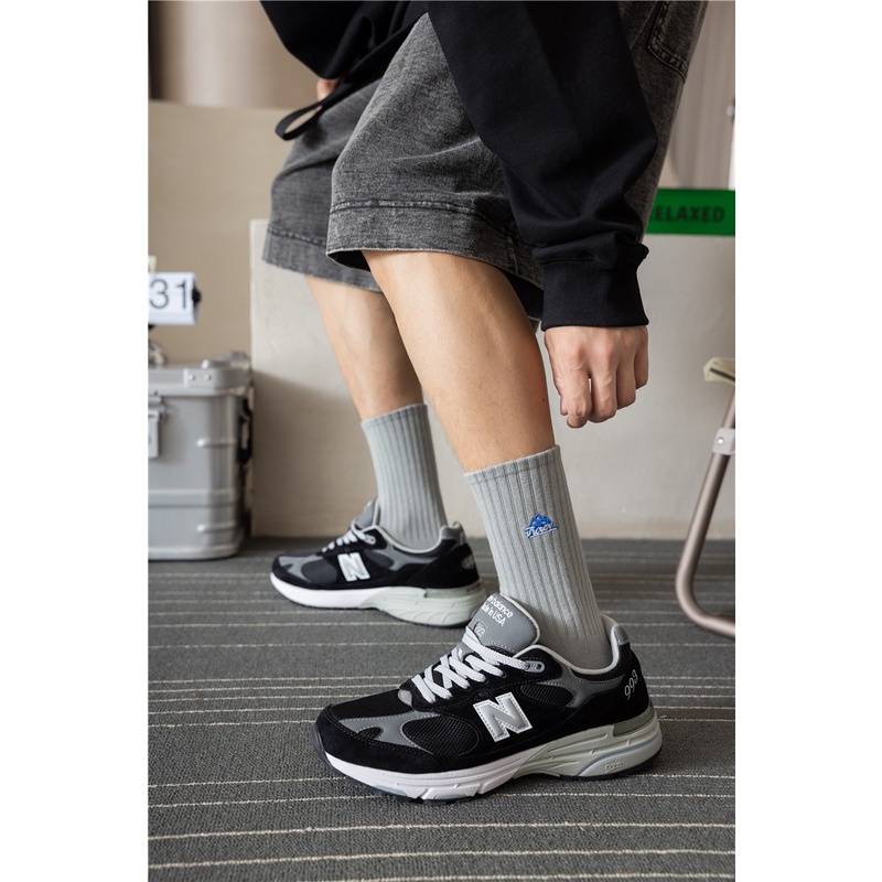 Tất nam nữ thêu MOUNT TROREY