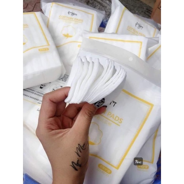 BÔNG TẨY TRANG COTTON PADS 222 gói 222 miếng