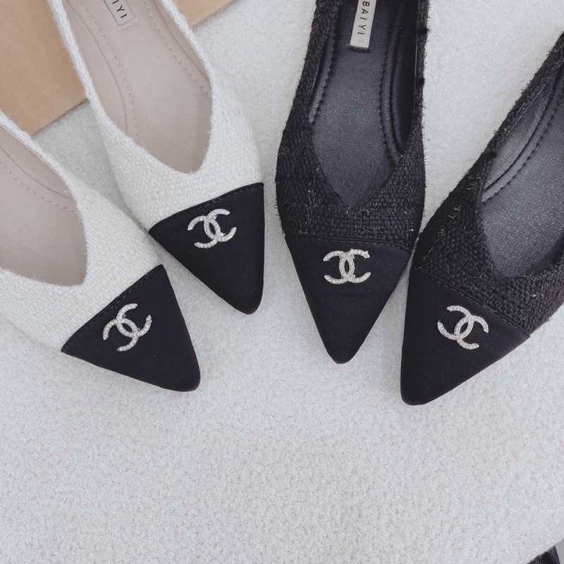 Giày Búp Bê Bệt Nhọn Khoá Siêu Hot Cực Sang Chảnh