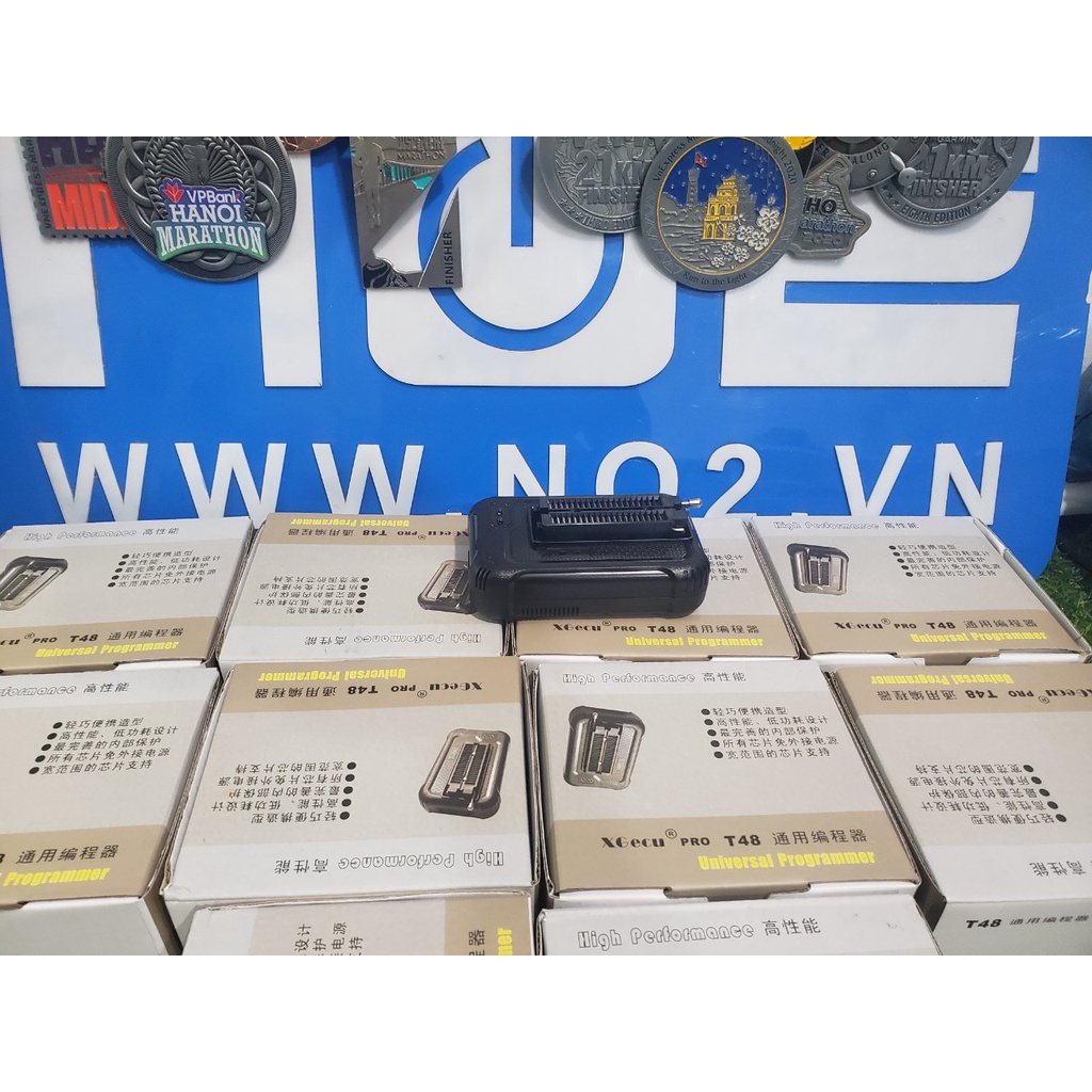 Máy nạp rom XGecu T48, siêu phẩm tốc độ và số lượng IC hỗ trợ và đế 8 chân to