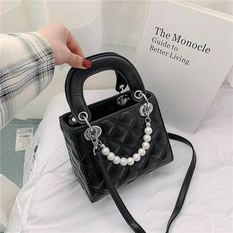 Túi Xách Đeo Vai Đính Ngọc Trai Kim Cương Thời Trang Mới