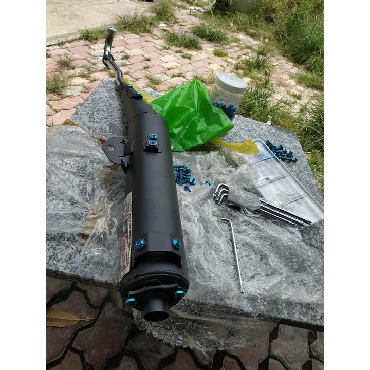 Pô Uma lắp Sirius 50-110cc móc ấm nổ êm