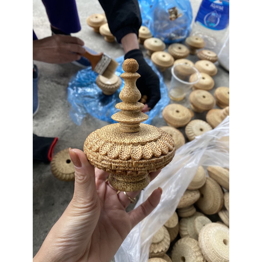 Nậm Tre Lồng Chim đục tay