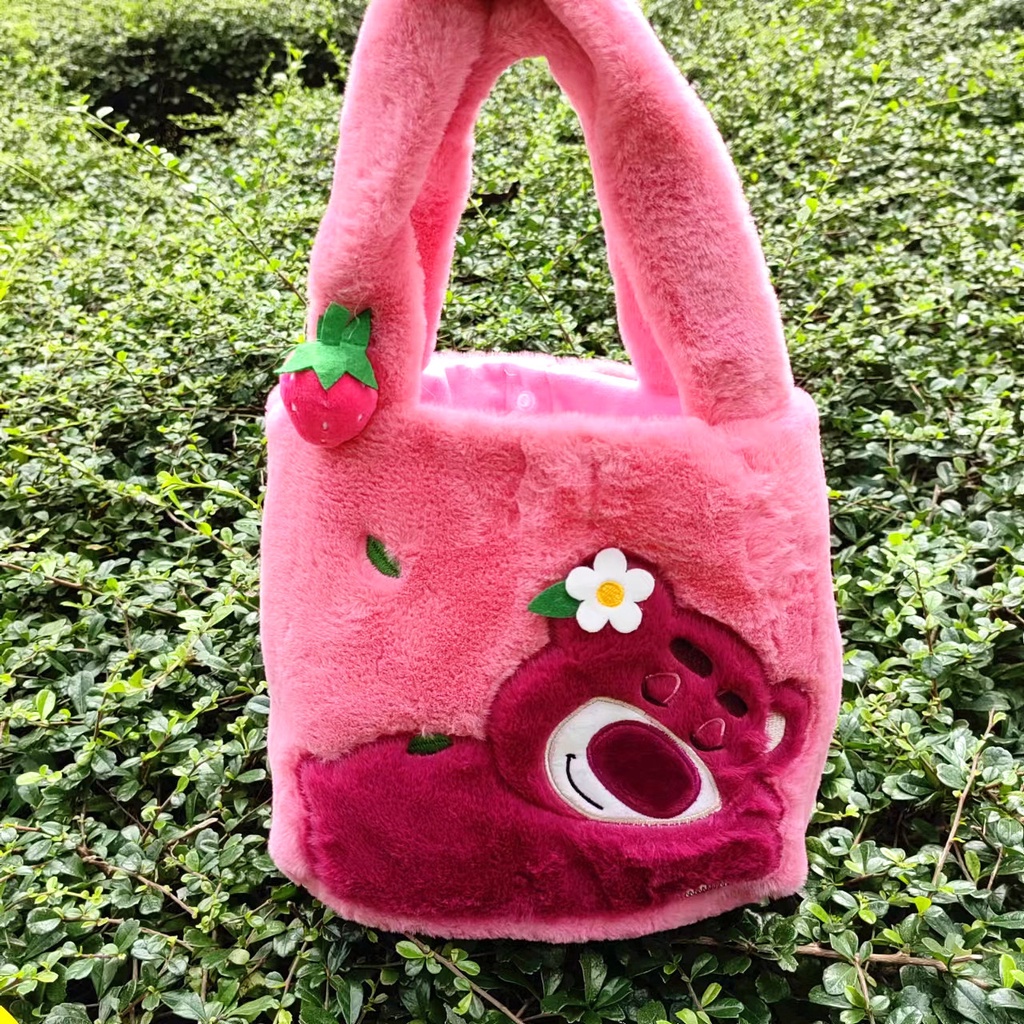 Túi xách gấu dâu đáng yêu cho nữ, Túi lông gấu Lotso hồng mặt ngầu kích thước lớn _ TingTing